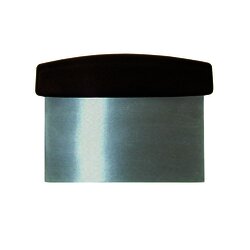 Raspador de masa, mango de plástico.