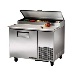 Mesa refrigerada preparación de pizza 44", 6 insertos.